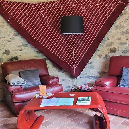 Bed and Breakfast Manoir des Pélies Conques Exterior foto